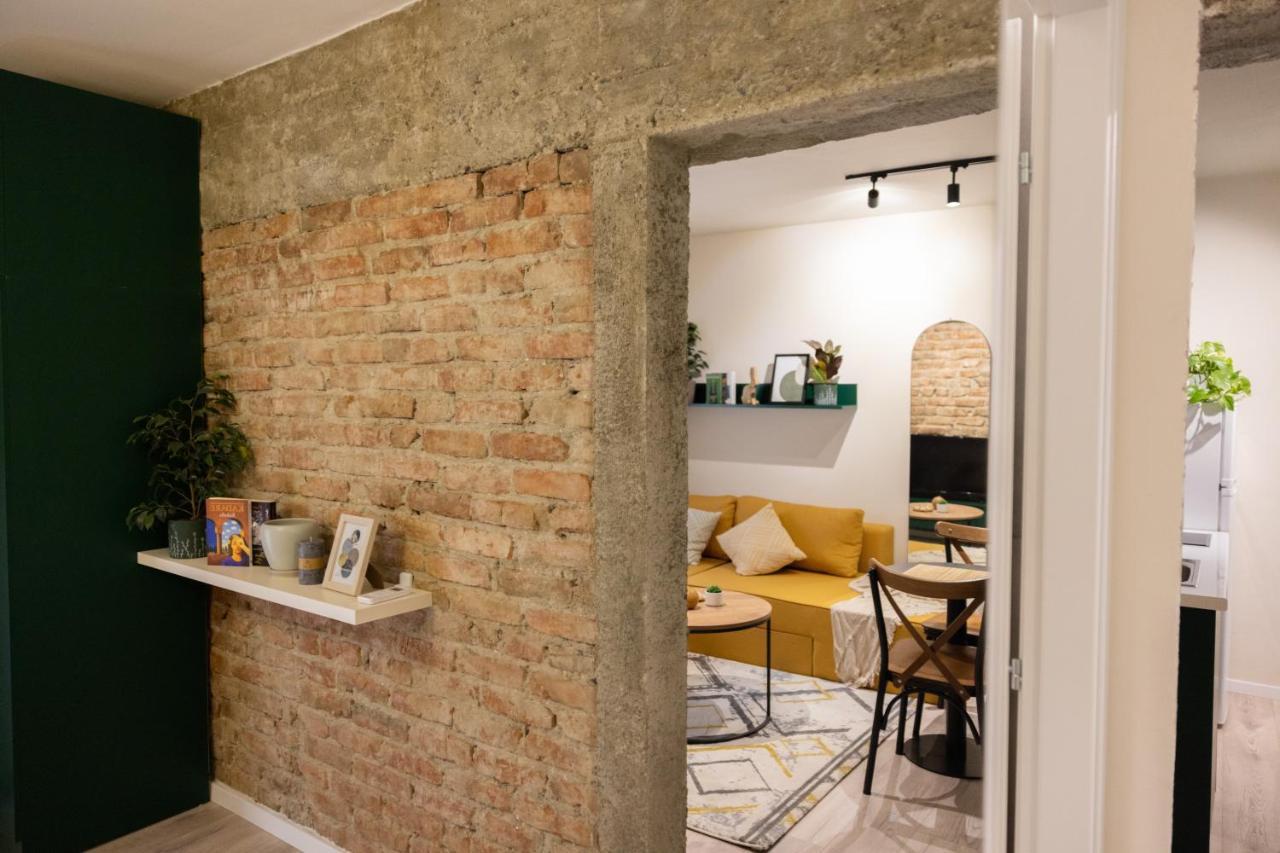 Three Doors Apartments, Kiwi 1+1 Apartment Tirana Exterior photo